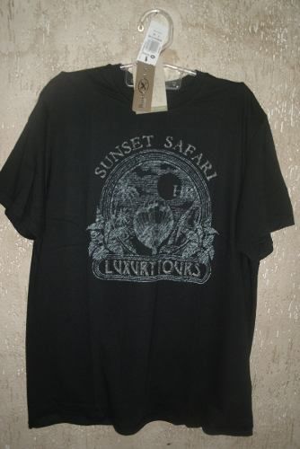 Camiseta Hering Preta Com Estampa Branca Frete Grátis